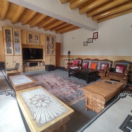 Streamlet Homestay Leh Buitenkant foto
