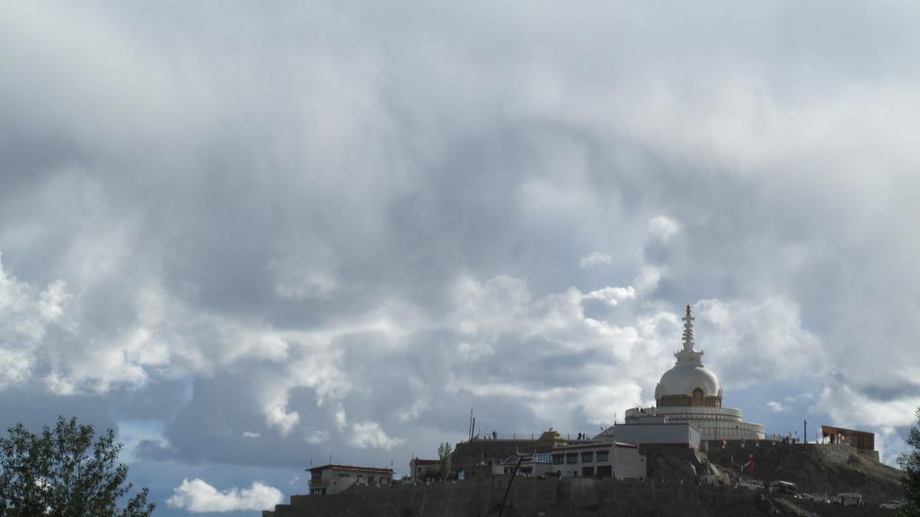 Streamlet Homestay Leh Buitenkant foto